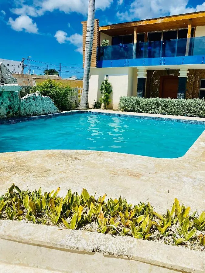 Brand New Vacation Home In Embassy Village 蓬塔卡纳