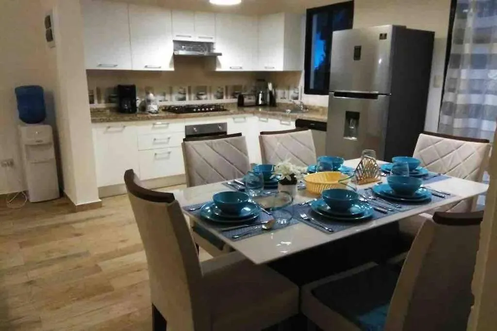 Brand New Vacation Home In Embassy Village 蓬塔卡纳 别墅