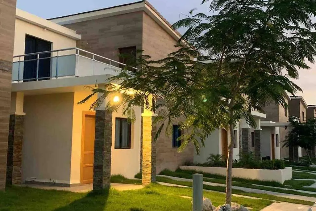 Brand New Vacation Home In Embassy Village 蓬塔卡纳
