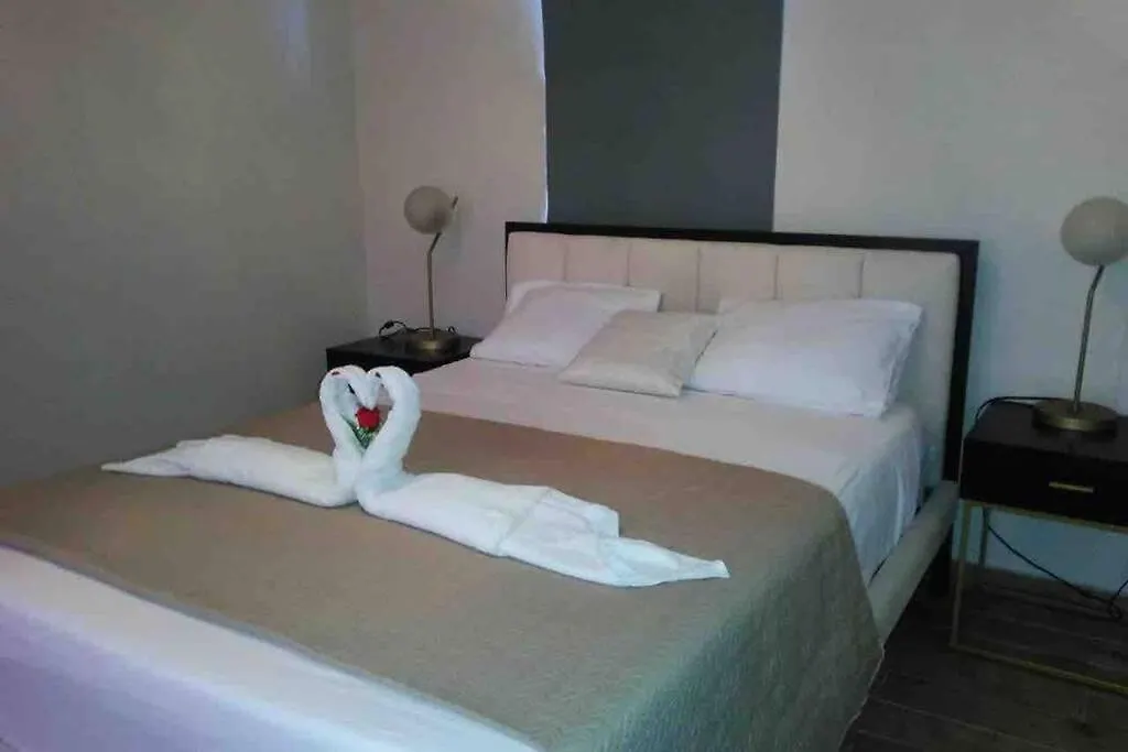 Brand New Vacation Home In Embassy Village 蓬塔卡纳