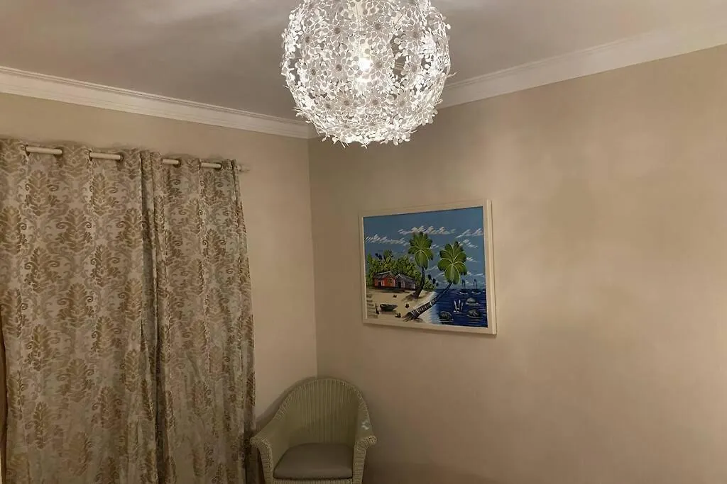Brand New Vacation Home In Embassy Village 蓬塔卡纳 别墅