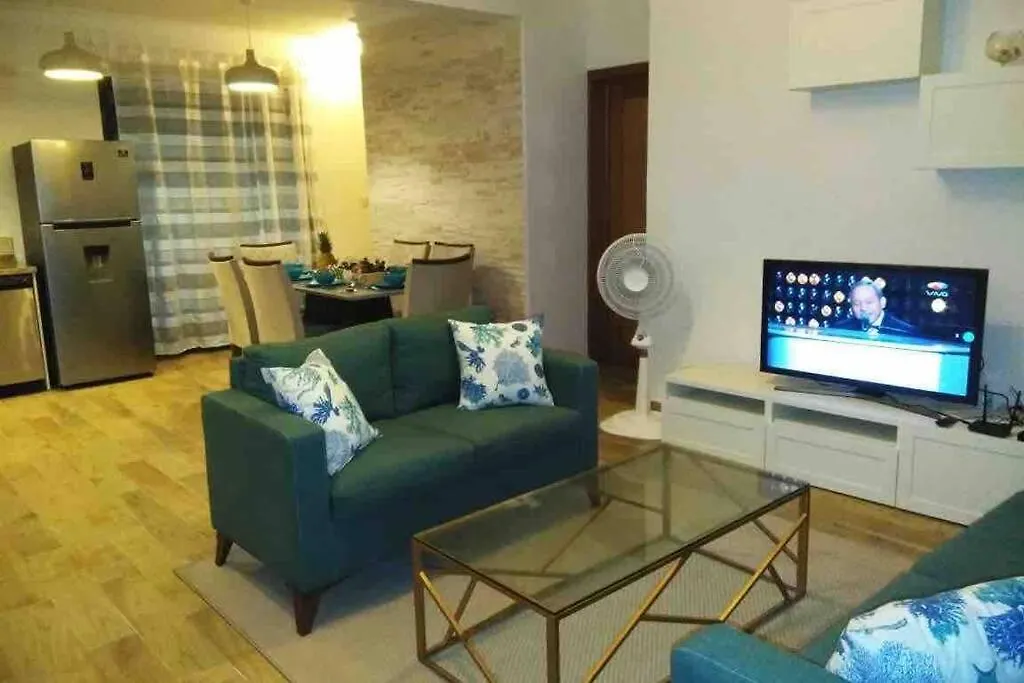 Brand New Vacation Home In Embassy Village 蓬塔卡纳